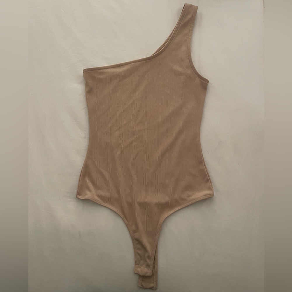 One shoulder ribbed bodysuit